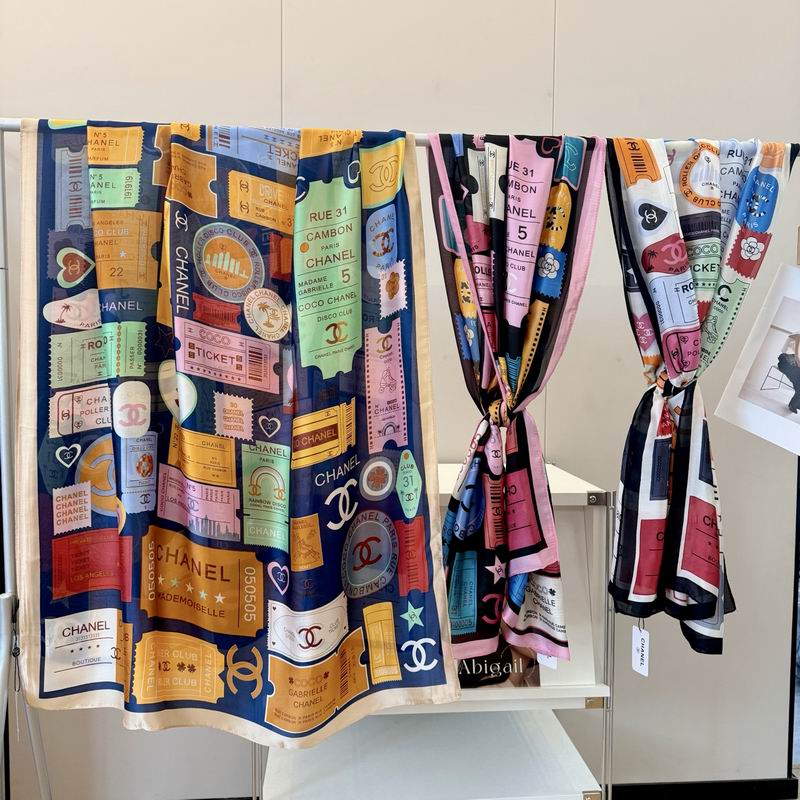 Chanel silk scarf 90-180cm E031317